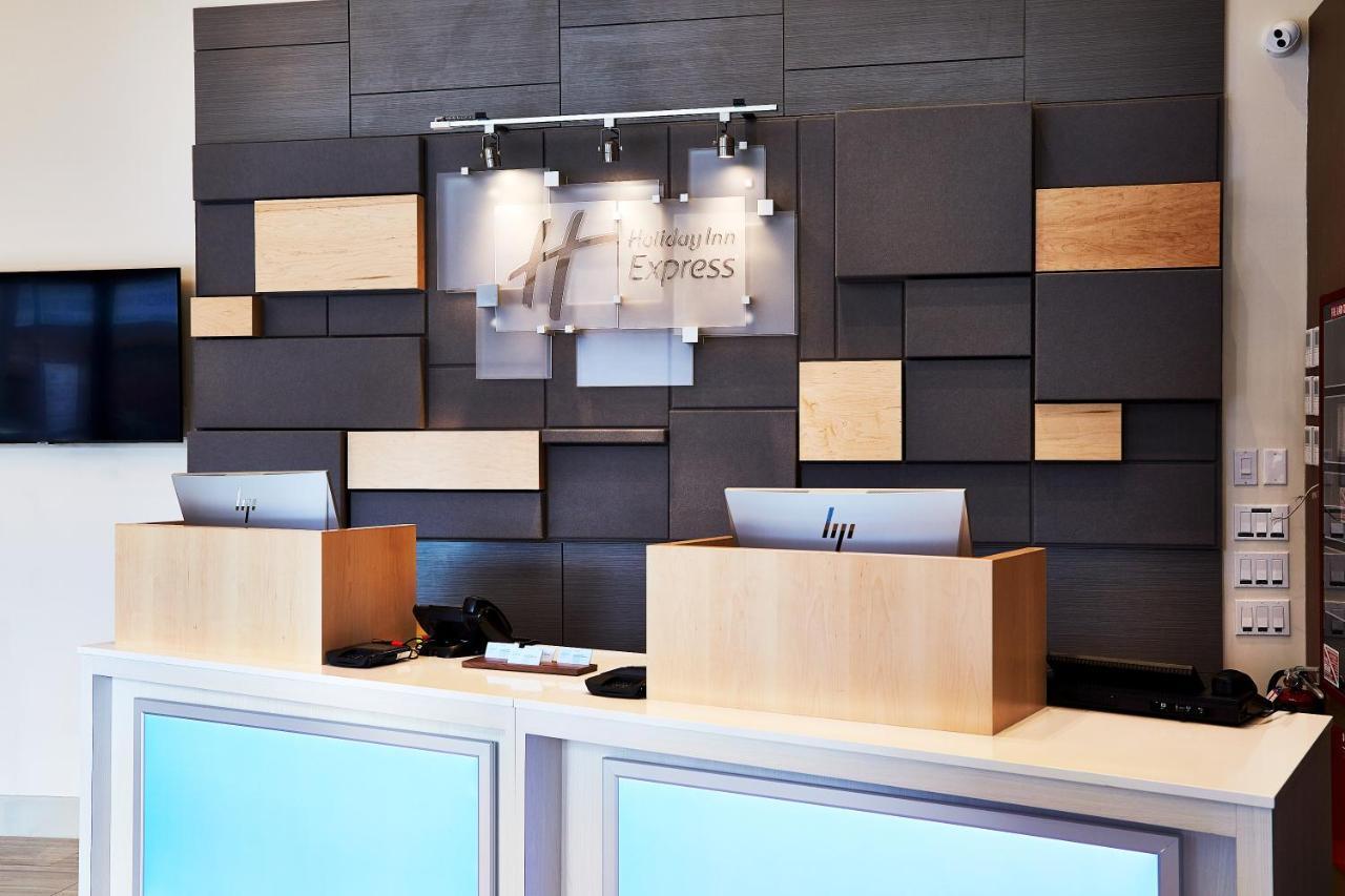 Holiday Inn Express - Nyc Brooklyn - Sunset Park By Ihg New York Eksteriør bilde