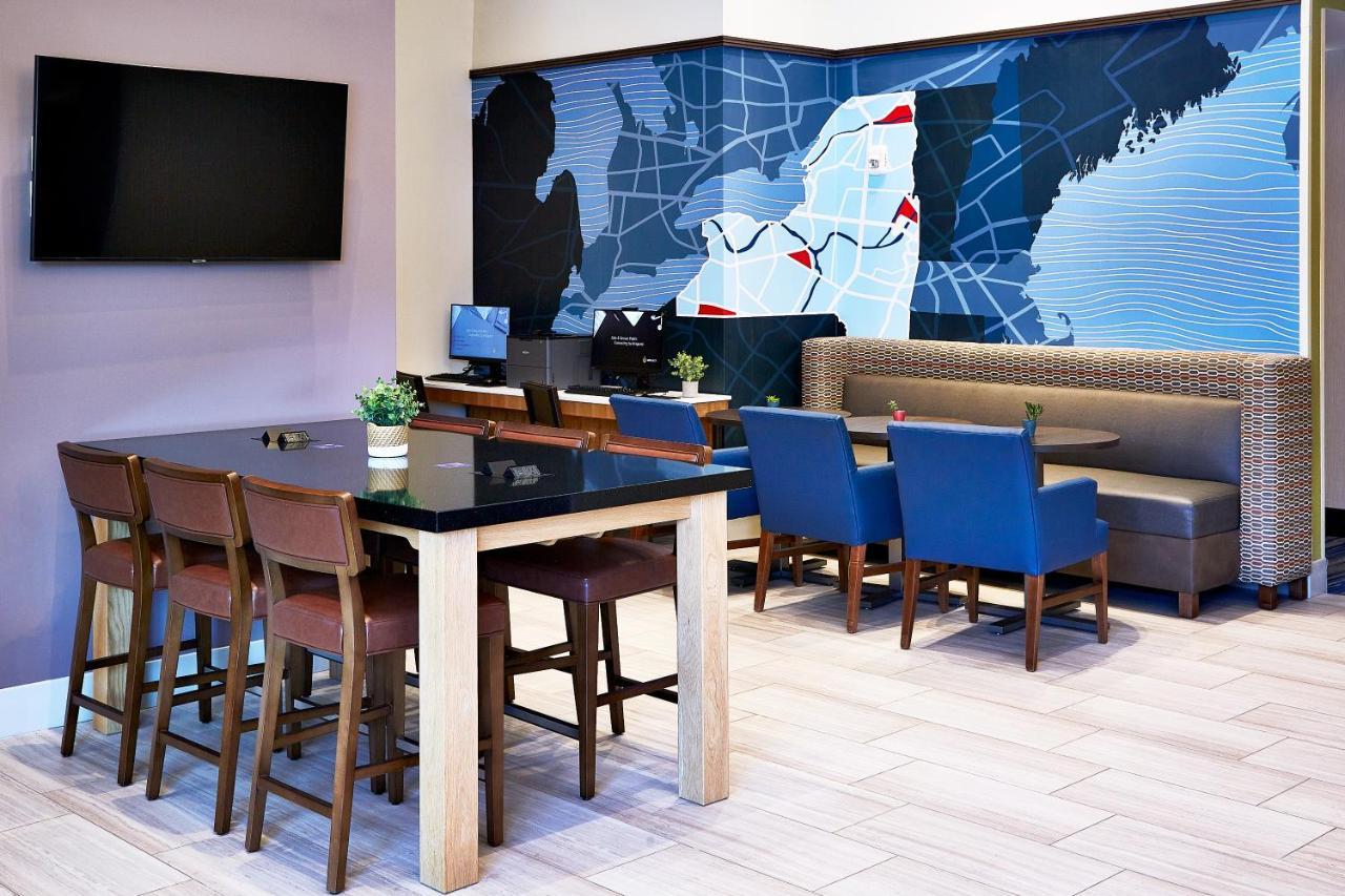 Holiday Inn Express - Nyc Brooklyn - Sunset Park By Ihg New York Eksteriør bilde